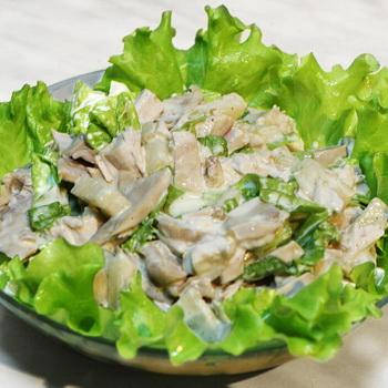 Рецепты куриных салатов с опятами