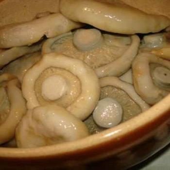 Как мариновать грузди: рецепт с фото маринованных грибов и видео