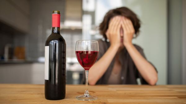 Что считается алкоголизмом с&nbsp;точки зрения медицины: симптомы и&nbsp;классификация