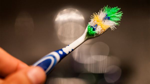 Вы&nbsp;делаете это неправильно: 5&nbsp;частых ошибок во&nbsp;время чистки зубов