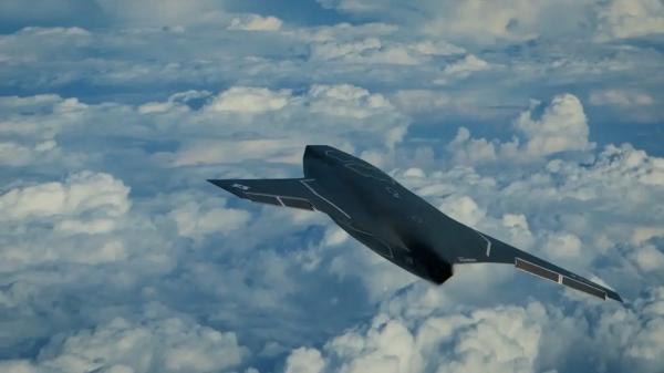 X-Bat &mdash; проект тяжёлого БПЛА с реактивным двигателем, который может взлетать и садиться вертикально