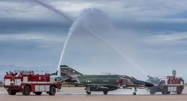 Беспилотные &laquo;Фантомы&raquo; и &laquo;Сражающиеся Соколы&raquo;: воздушные мишени, прорыватели ПВО и истребители, управляемые искусственным интеллектом