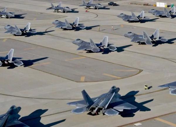 Что общего у F-22 Raptor и «Урал-375»