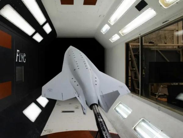 «Ура, мы ломим!». Подпись: шведы…