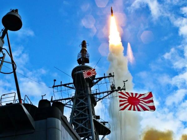 Зачем мирному японцу такой длинный меч?