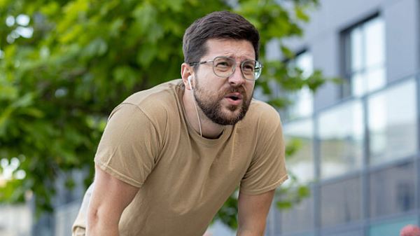 Одышка при ходьбе: когда это норма, а&nbsp;когда нужно к&nbsp;врачу