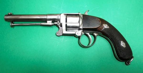 Галерея револьверов&hellip; французских!