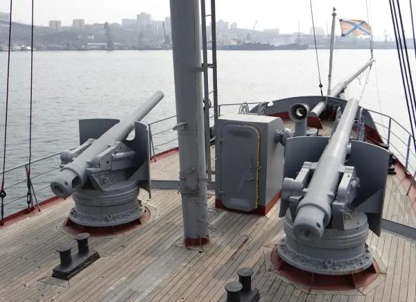 Военно-историческое наследие Владивостока: корабли-музеи