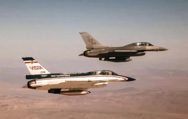 Беспилотные &laquo;Фантомы&raquo; и &laquo;Сражающиеся Соколы&raquo;: воздушные мишени, прорыватели ПВО и истребители, управляемые искусственным интеллектом