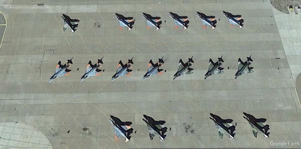 Беспилотные &laquo;Фантомы&raquo; и &laquo;Сражающиеся Соколы&raquo;: воздушные мишени, прорыватели ПВО и истребители, управляемые искусственным интеллектом