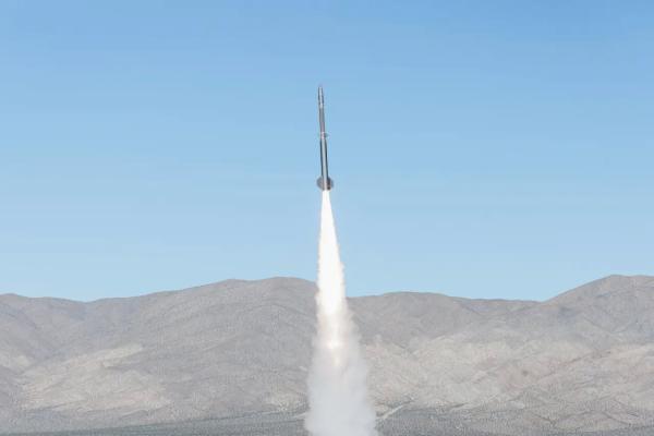 «Дешёвая» гиперзвуковая ракета Castelion Blackbeard получит штатные носители