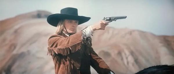 Просто галерея из множества &laquo;кольтов&raquo;