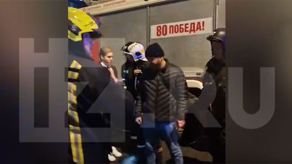 В Москве автомобиль сбил 8-летнюю девочку на выходе из метро