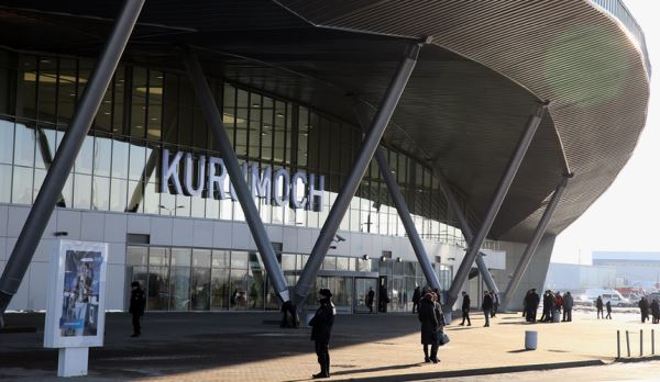 Туристов отправляют в Турцию и ОАЭ из Самары с большими задержками