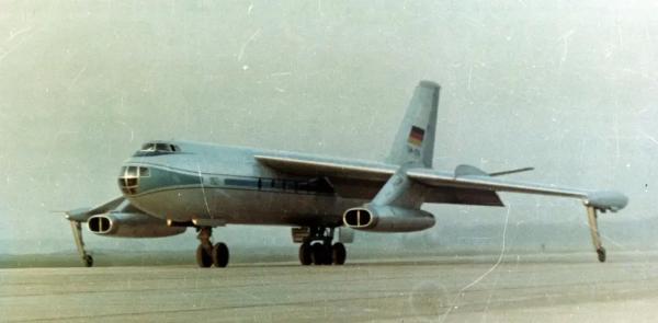 Краснозвёздные &laquo;Юнкерсы&raquo; Бруно́льфа Бааде