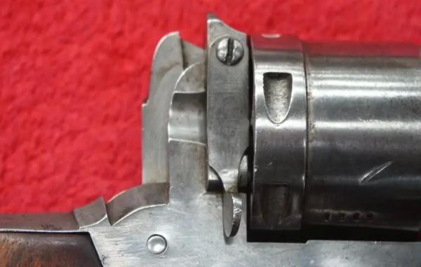 Галерея револьверов&hellip; французских!