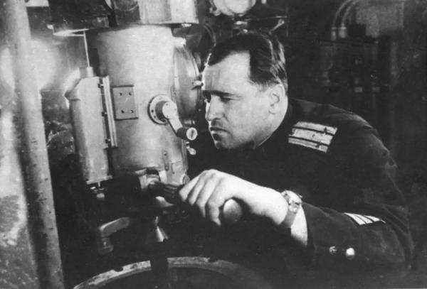 Военно-историческое наследие Владивостока: корабли-музеи