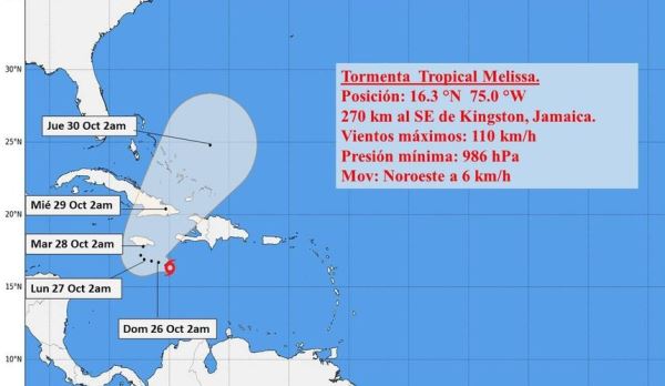 На Кубе туристов предупредили о приближающемся урагане