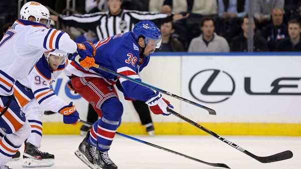 ХК «Рейнджерс» впервые не забил в трех подряд домашних матчах сезона НХЛ