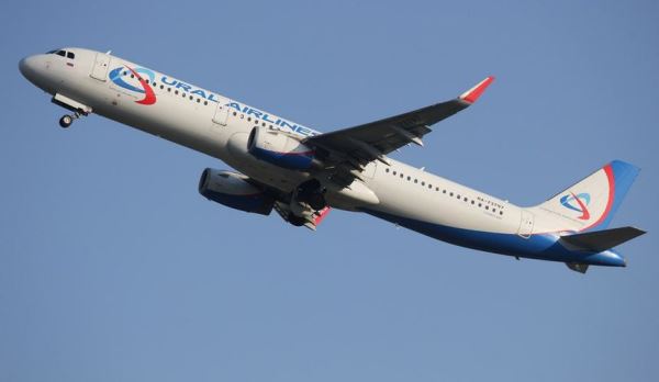 Ребенку понадобилась срочная помощь на рейсе &laquo;Уральских авиалиний&raquo;