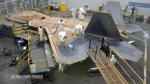 Что общего у F-22 Raptor и «Урал-375»