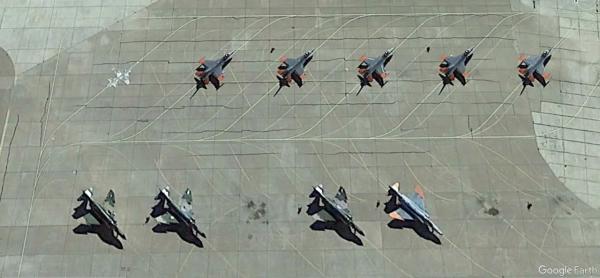 Беспилотные &laquo;Фантомы&raquo; и &laquo;Сражающиеся Соколы&raquo;: воздушные мишени, прорыватели ПВО и истребители, управляемые искусственным интеллектом