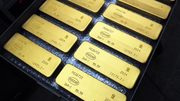 Эксперт объяснил коррекцию на рынке золота после рекордного роста