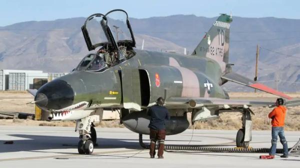 Беспилотные &laquo;Фантомы&raquo; и &laquo;Сражающиеся Соколы&raquo;: воздушные мишени, прорыватели ПВО и истребители, управляемые искусственным интеллектом