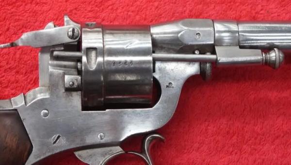 Галерея револьверов&hellip; французских!
