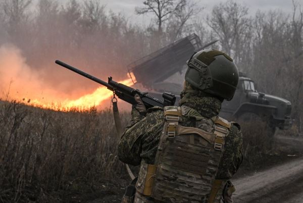 &laquo;Можно долбить по всем бандеровским нычкам&raquo;. В Совбезе России заявили, что ход СВО может измениться из-за действий Трампа