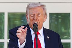 «Не хотелось бы терять время». Трамп высказался о возможной встрече с Путиным. Он пообещал принять решение за два дня